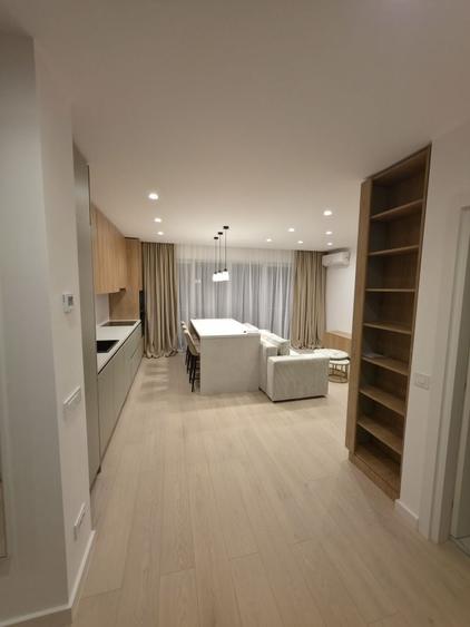 Apartament cu 2 camere semidecomandat în Prelungirea Ghencea