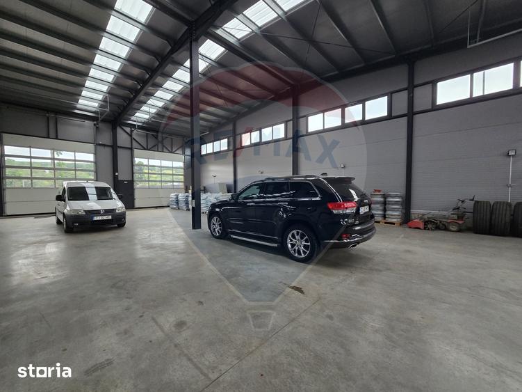 Spațiu comercial, de 295 mp, în Central