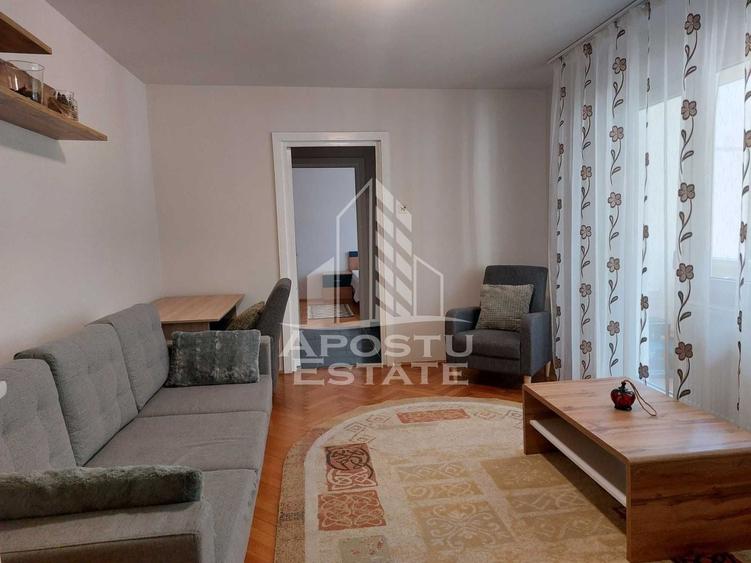 Apartament cu 2 camere semidecomandat, mobilat în Gheorghe Lazăr