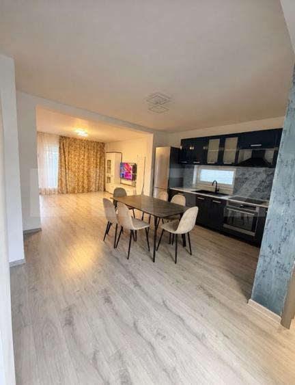 Duplex cu 4 camere cu Teren 220 Mp în Tărlungeni