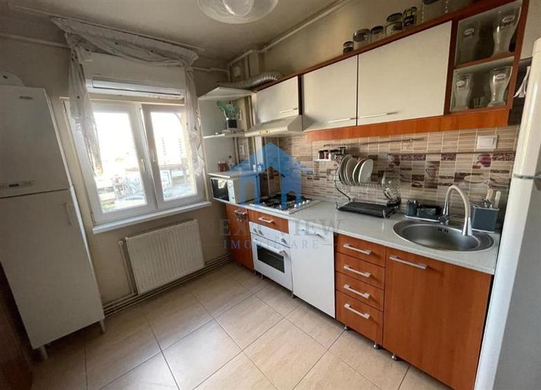 Apartament cu 3 camere decomandat în Mărăști