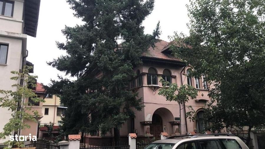 Apartament cu 3 camere în Domenii