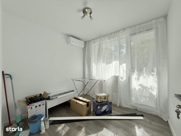 Apartament cu 4 camere semidecomandat în Drumul Taberei