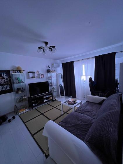 Apartament cu 3 camere decomandat în Gorjului