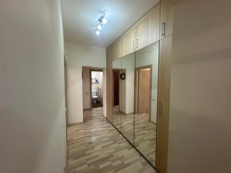 Apartament cu 4 camere decomandat, mobilat în Ferdinand