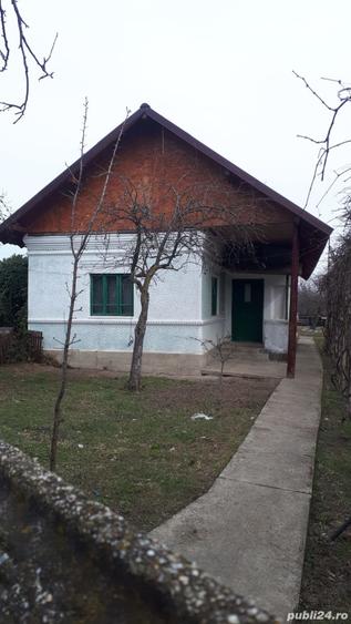 Casă cu 3 camere în Corbu