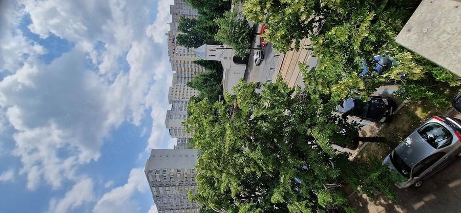Garsonieră decomandată în Central