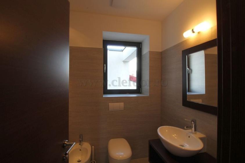 Apartament cu 4 camere decomandat, mobilat în Dorobanți