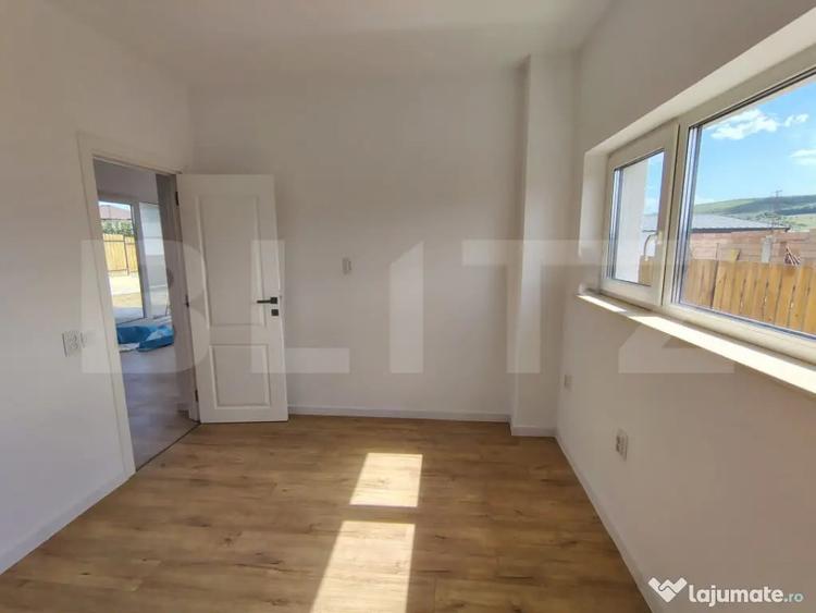 Casă cu 4 camere cu Teren 332 Mp în Chinteni