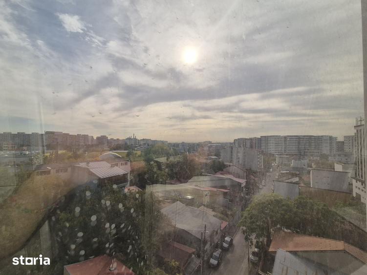 Apartament cu 2 camere decomandat în Apărătorii Patriei