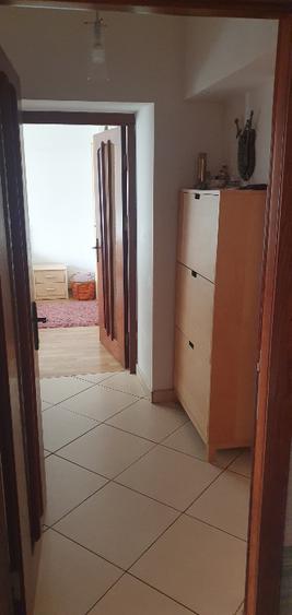 Apartament cu 3 camere decomandat în Mazepa 2