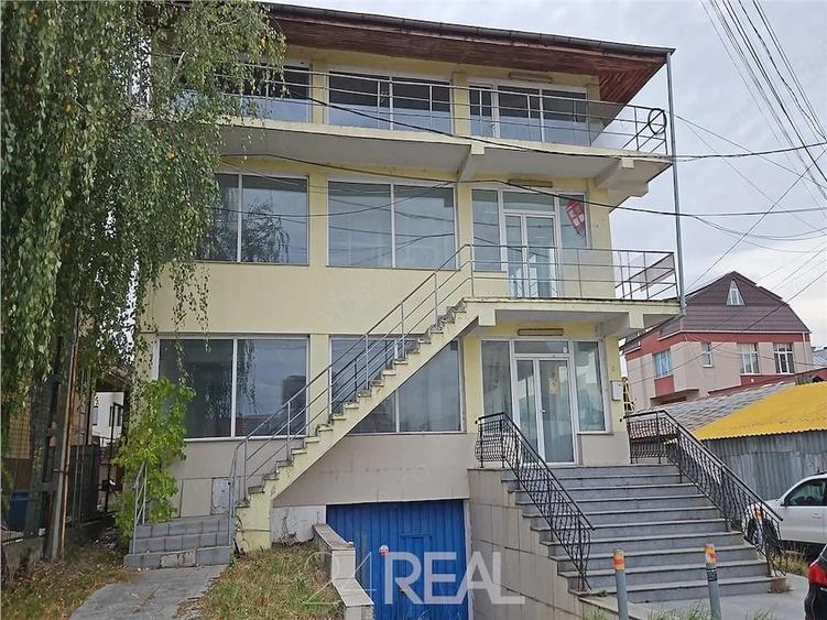 Spațiu comercial, în Războieni