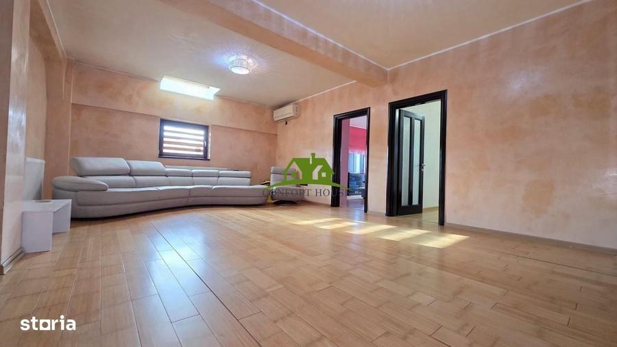 Apartament cu 3 camere în Republicii