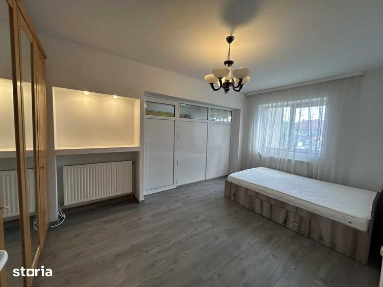 Apartament cu 3 camere semidecomandat în Ultracentral