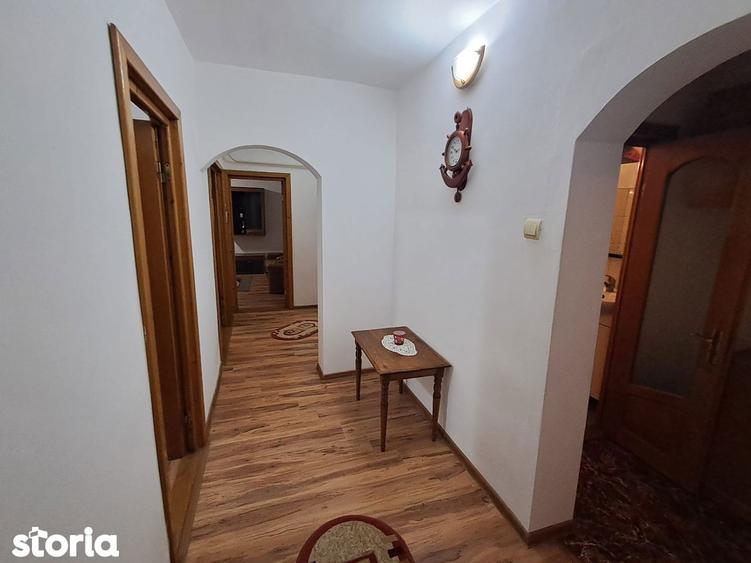 Apartament cu 3 camere în Central
