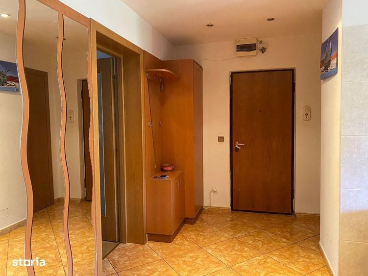 Apartament cu 3 camere decomandat în Parcul Circului