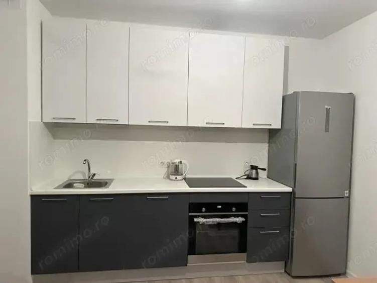 Apartament cu 2 camere decomandat în Complex Studențesc