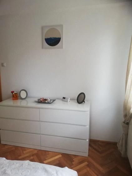 Apartament cu 2 camere decomandat în Primăverii