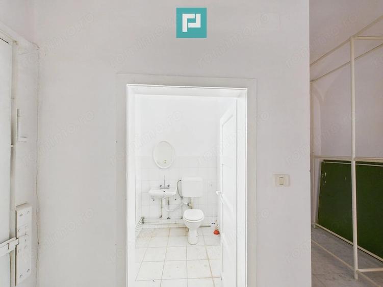 Spațiu comercial, de 60 mp, în Central