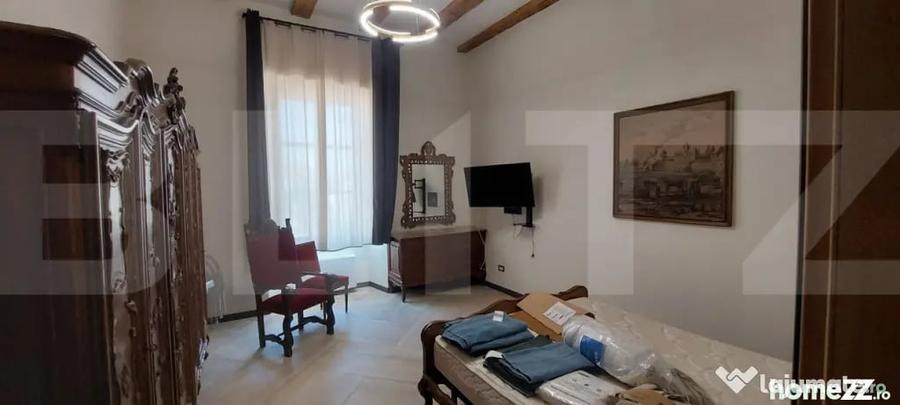 Apartament cu 2 camere decomandat, mobilat în Central