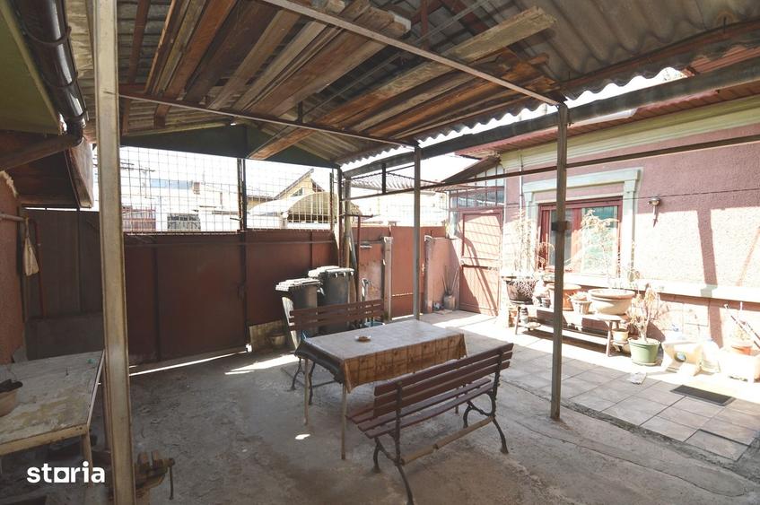 Casă cu 5 camere cu Teren 193 Mp în Ferentari