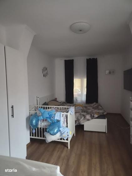 Casă cu 4 camere cu Teren 191 Mp în Eroii Revoluției