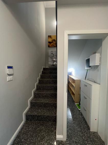 Casă individuală cu 3 camere cu Canalizare în Dumbrăvița