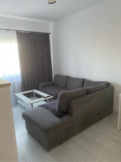Apartament cu 2 camere decomandat în Exterior Vest