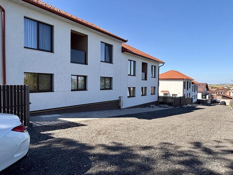 Casă cu 4 camere cu Teren 190 Mp în Șura Mică