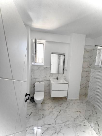 Apartament cu 2 camere decomandat în Exterior Vest