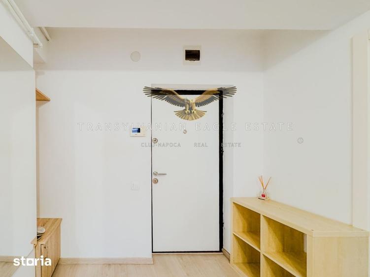 Apartament cu 2 camere semidecomandat, mobilat în Între Lacuri