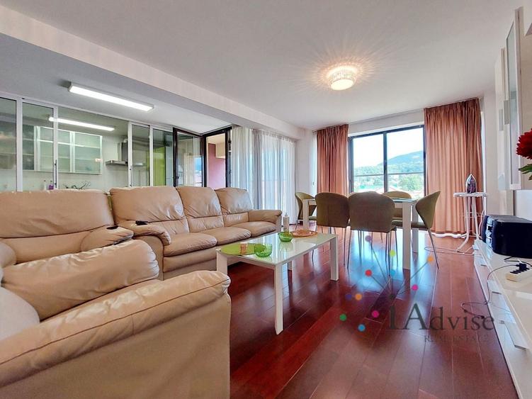 Apartament cu 4 camere decomandat în Brașovul Vechi
