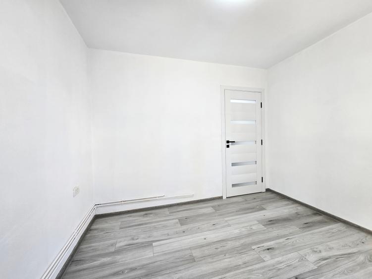 Apartament cu 2 camere semidecomandat în Aurel Vlaicu