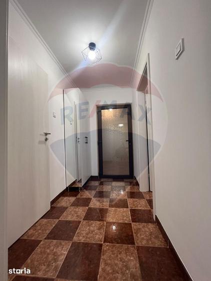Apartament cu 4 camere, mobilat în Berceni