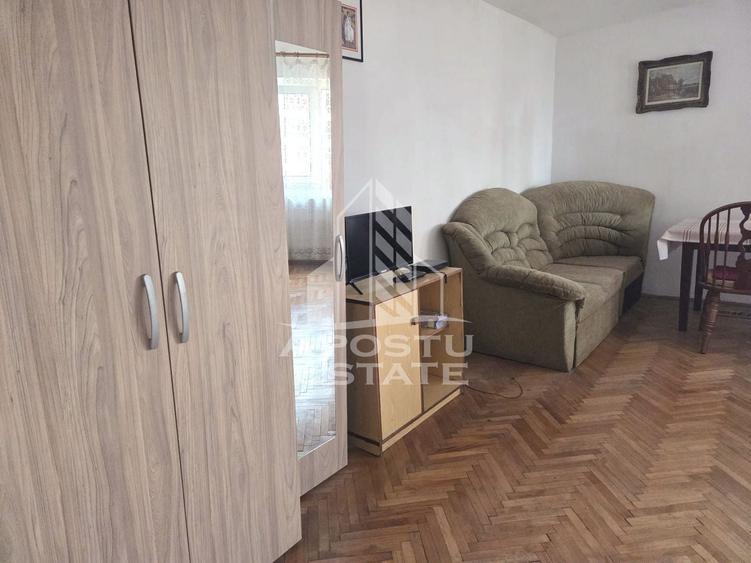 Apartament cu 2 camere decomandat, mobilat în Soarelui