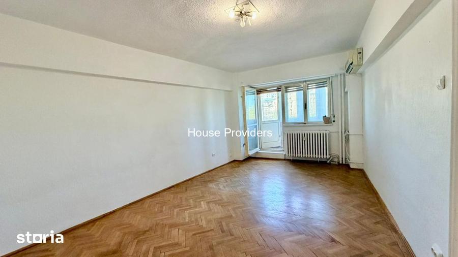 Apartament cu 4 camere decomandat în 13 Septembrie
