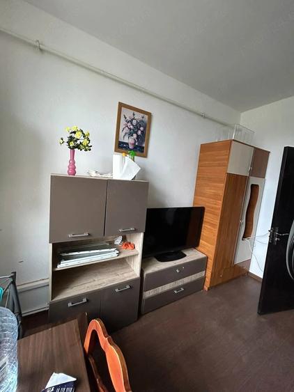 Garsonieră decomandată în Central