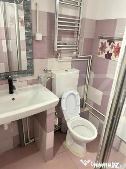 Apartament cu 2 camere, semicentral - 2