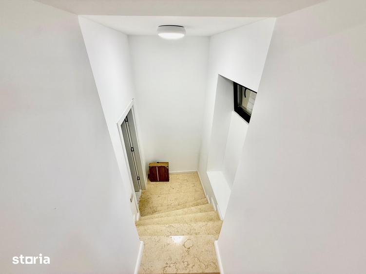 Spațiu comercial, de 43 mp, în Piața Unirii