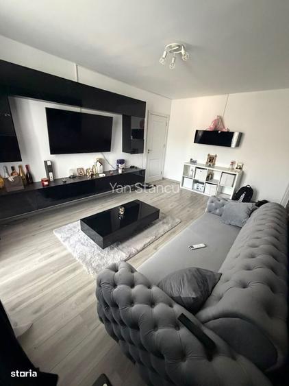 Apartament cu 2 camere de vanzare in Curtea de Arges.