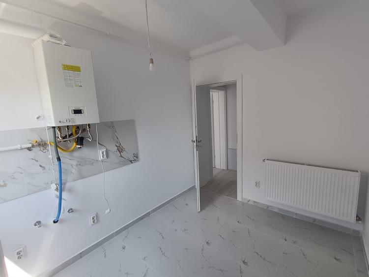 Apartament cu 2 camere decomandat în Vișan