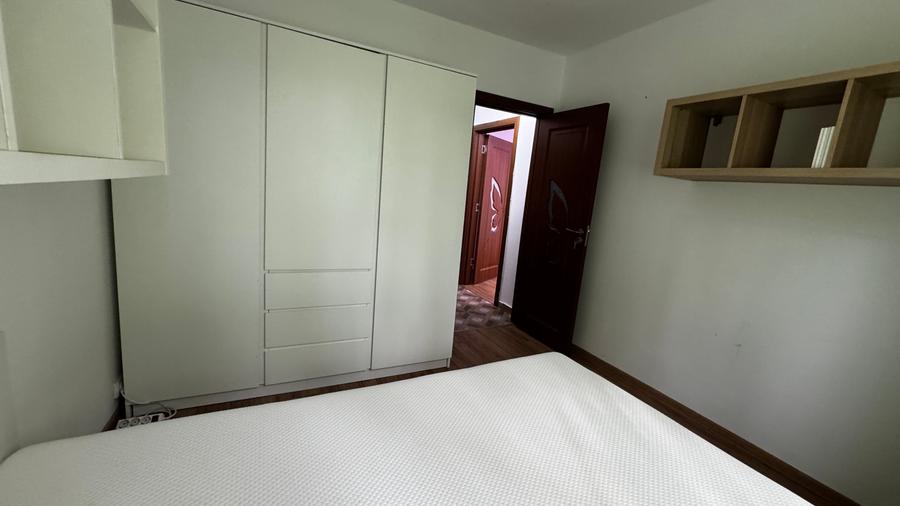 Apartament cu 3 camere decomandat în Domenii
