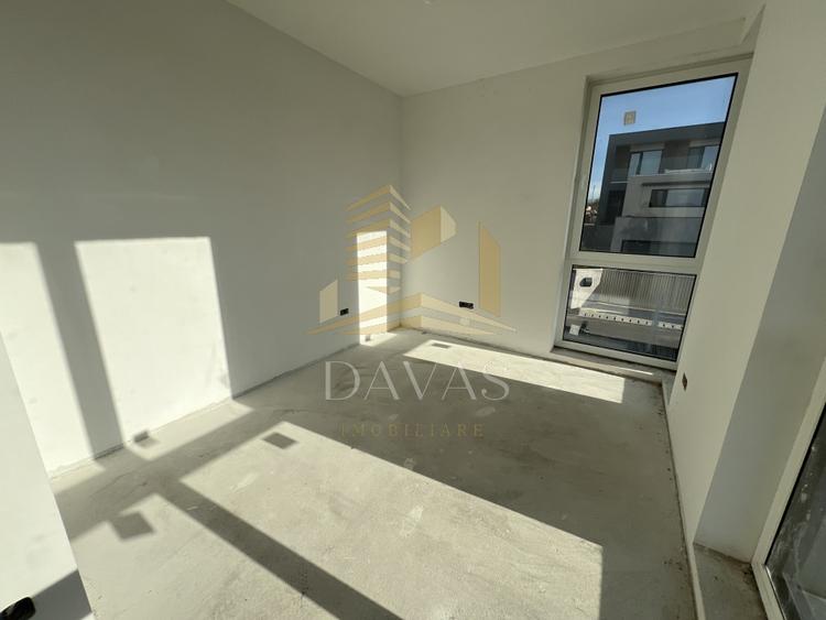 Casă individuală cu 5 camere cu Teren 280 Mp în Borhanci