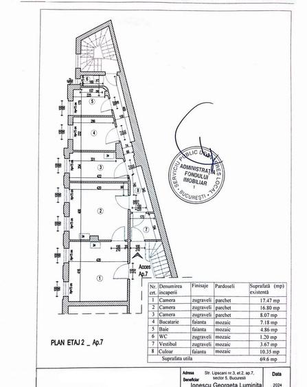 Apartament cu 3 camere în Centrul Civic