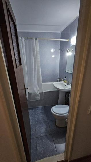 Apartament cu 2 camere decomandat în Drumul Taberei