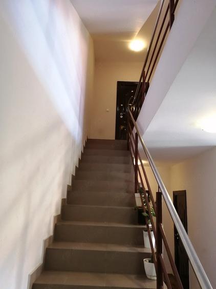 Apartament cu 2 camere nedecomandat în Dumbrăvița