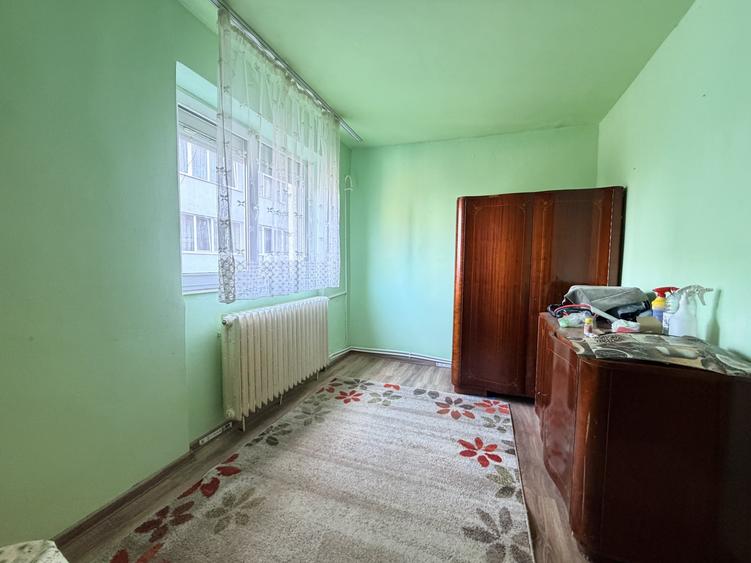 Apartament cu 2 camere semidecomandat în Șagului