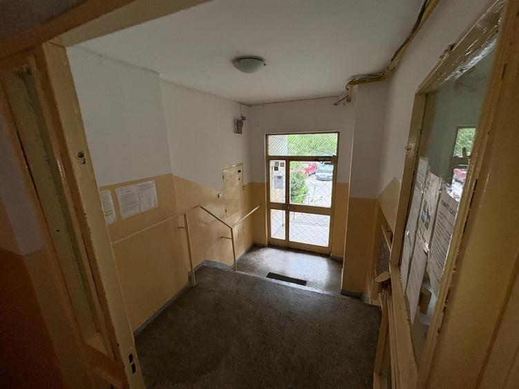 Apartament cu 2 camere semidecomandat în Drumul Taberei