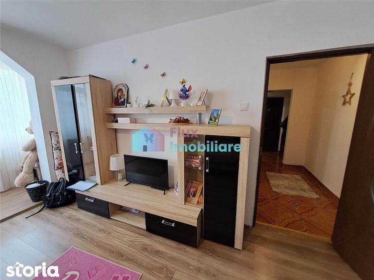 Apartament cu 2 camere decomandat în Precista