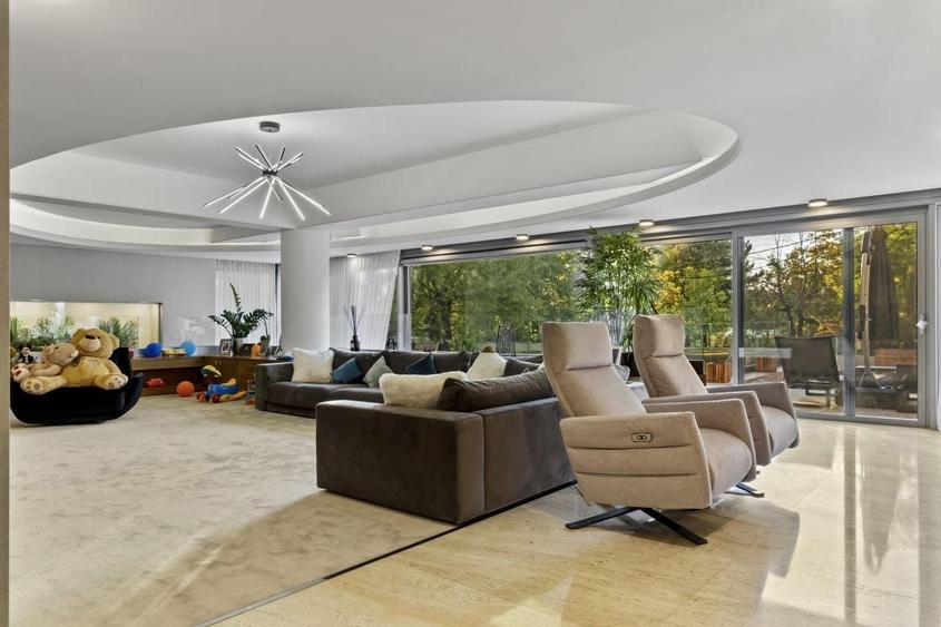 Casă individuală cu 6 camere cu Piscina în Floreasca